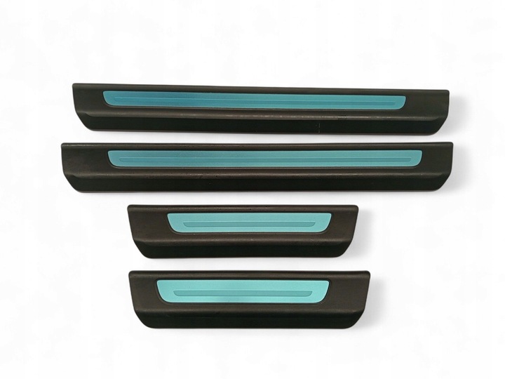 фото №1, Audi q7 4m 2020 комплект набір накладка порогових внутрішніх