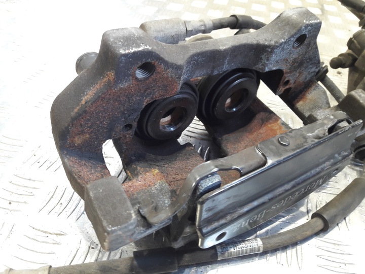 фото №9, Mercedes gle w166 супорт гальмівний перед