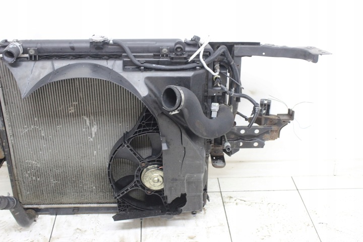 фото №6, Pas переднє радіатор navara d40 pathfinder r51 2005r- 2.5 dci автомат