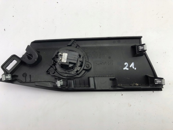 фото №6, Renault scenic iv защита динамика правая 682116132r