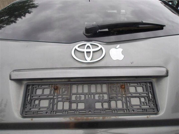 фото №1, Накладка кришки багажника toyota corolla verso ii 1c3