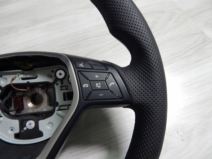 фото №11, Mercedes w176 w204 x204 w212 w246 w218 кермо шкіра sport bez лопатей