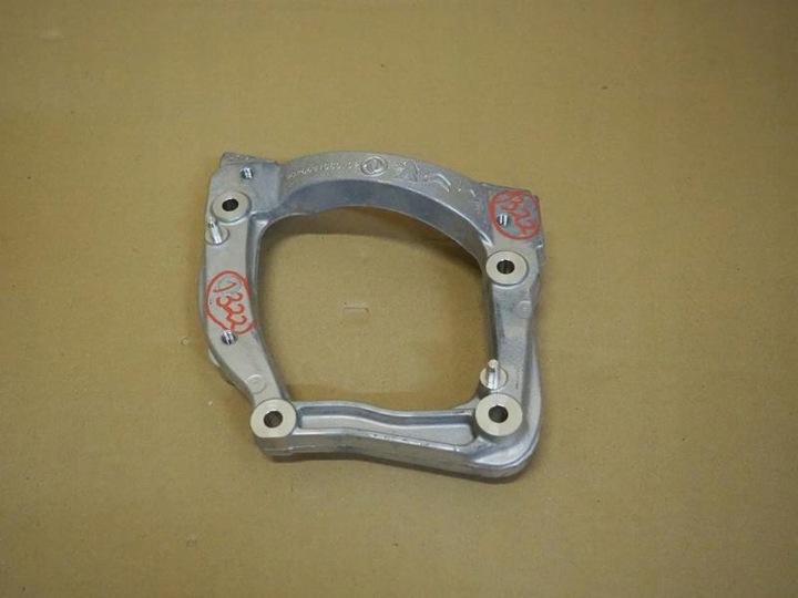 фото №1, Лапи кронштейн компресора citroen e-c4 iii e-2008 ii