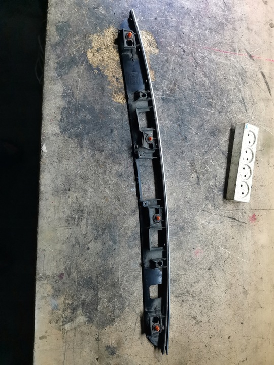 фото №11, Планка накладка крышки mercedes w204 универсал a2047401693