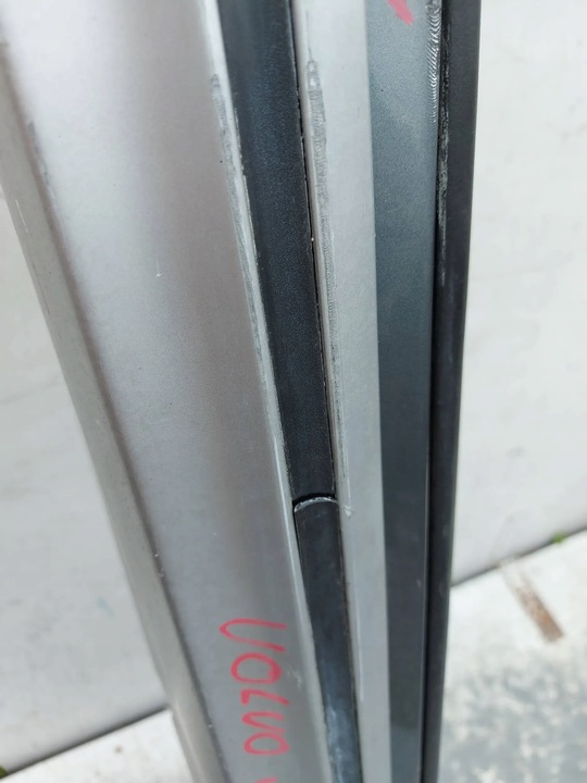 фото №7, Volvo s60 v60 cross country правая планка пороговая накладка порог