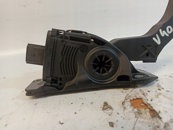 фото №8, Volvo v40 ii 2 педаль потенциометр газа eu 31341776