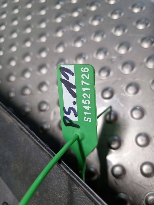 фото №8, Захист верхня двигуна 038103925l vw golf iv bora 1.9 sdi