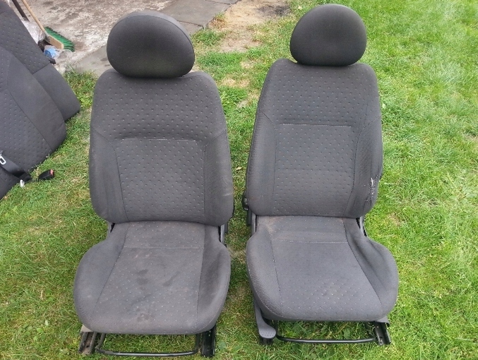 фото №1, Opel corsa c 5 двері - сидіння комплект перед зад