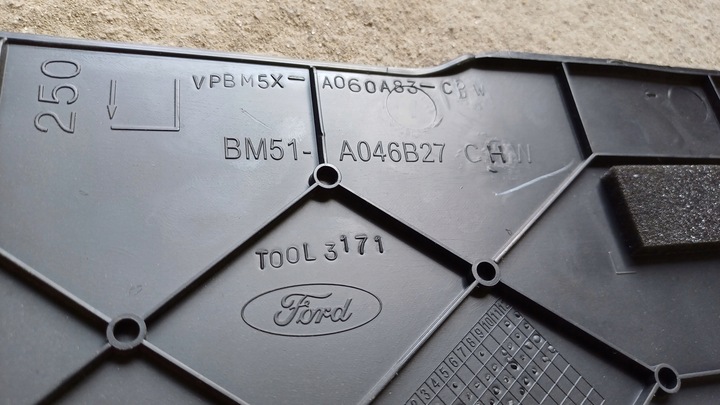 фото №3, Ford focus mk3 защита туннеля левая bm51-a046b27