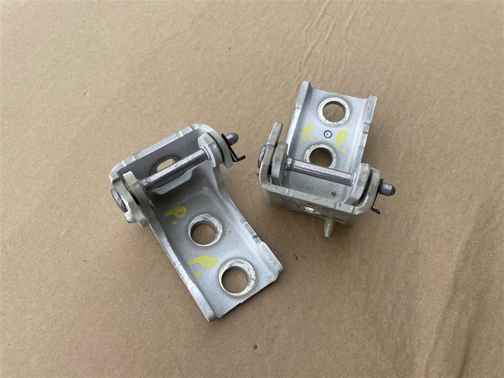 фото №1, Петлі двері праві перед комплект peugeot expert iii 3 16-22r jumpy proace