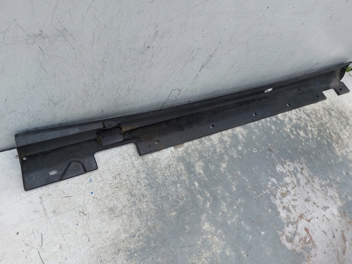 фото №8, Mercedes e клас 212 amg поріг планка порогова праві