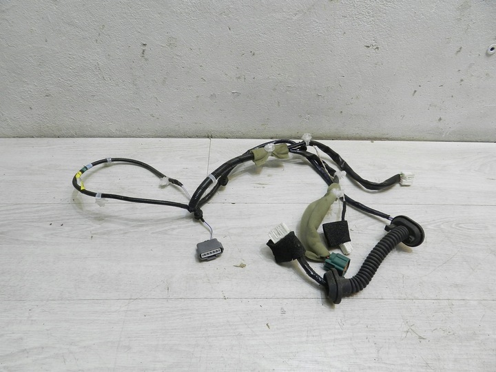 фото №1, X-trail t32 установка жгут дверь зад правая