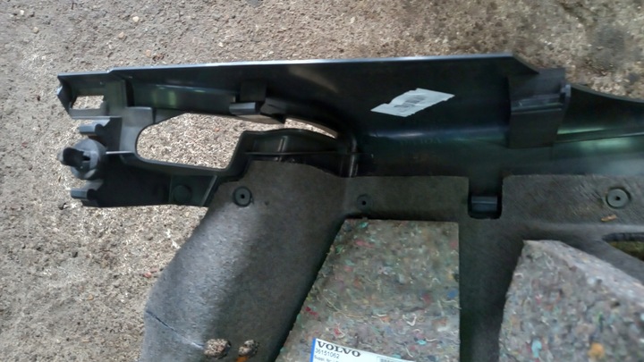 фото №4, Обивка багажника левая volvo c30 08r 2.0d