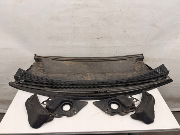 фото №1, Renault grand scenic iv eu панель под лобовым стеклом 668114330r