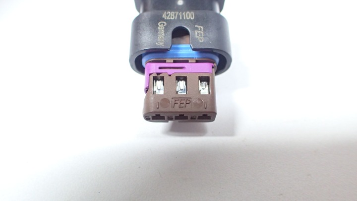 фото №3, Новий набір ремонтний живлення pdc 4f0 973 703 a з кабелями 1szt 4f0973703a