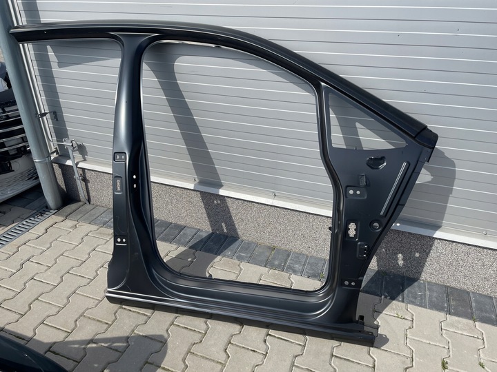 фото №1, Обшивка стойка порог правый vw touran ii 5ta 2015-