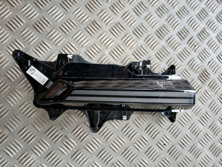 фото №8, Bmw xm g09 фара задня w кришка багажника ліва нова oem номер 9879757