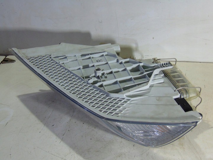 фото №7, Лампа правая перед ксенон европа octavia ii