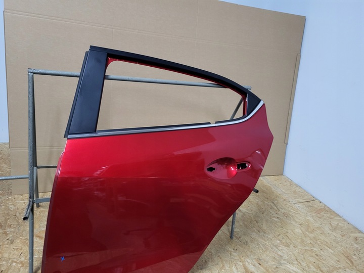 фото №8, Mazda 3 iii hb 13r-- дверь задние зад левая