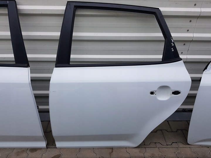 фото №1, Kia ceed 1 i 06-12r 12-16r hb дверь левая зад wd