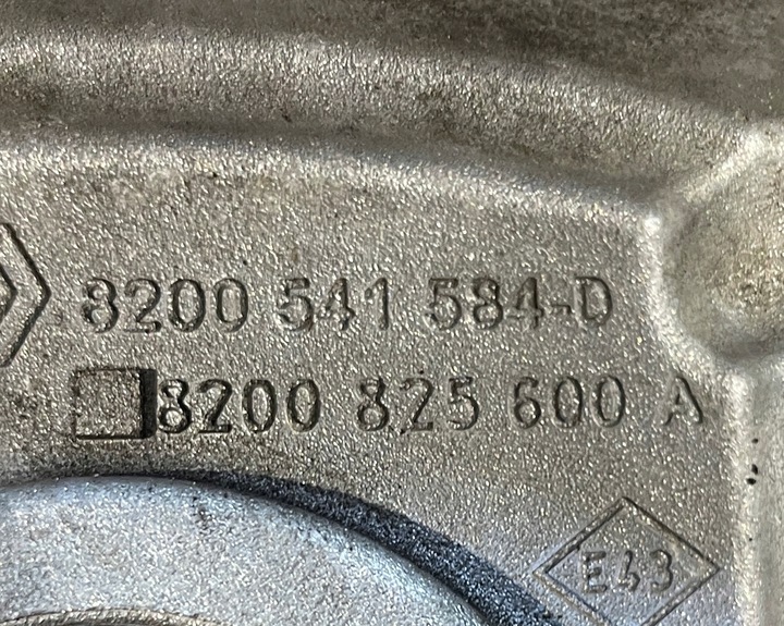 фото №11, Крышка клапанов крышка renault modus clio iii 1.2 16v d4f784