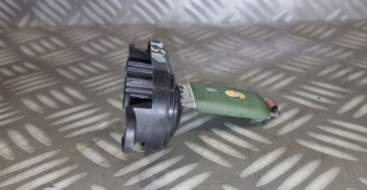 фото №5, Vw transporter t5 multivan caravelle резистор резистор вентилятор pa66gb20gf10