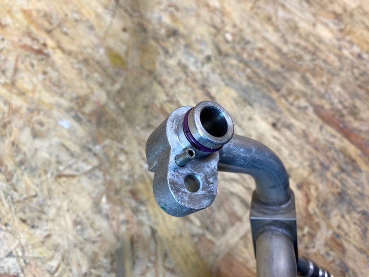 фото №13, Шланг шланг кондиционера vw id3 id4 1ea816743j