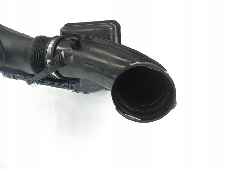 фото №8, Шланг повітря труба резонатор bmw 5 f07 f10 f11 518d 520d n47 184km
