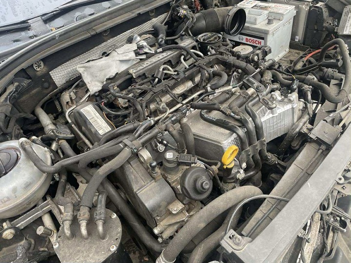 фото №7, Skoda superb iii 3 2.0 tdi двигун стійка crlb