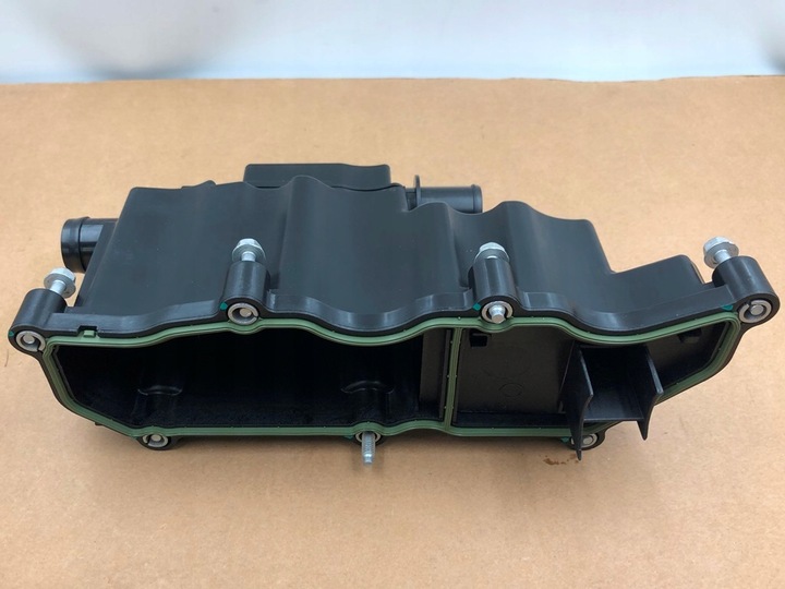 фото №8, Крышка защита клапанов головки прокладки lr110464 do land range rover