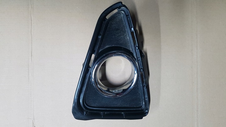 фото №1, Toyota chr c-hr рамка решітка галоген права