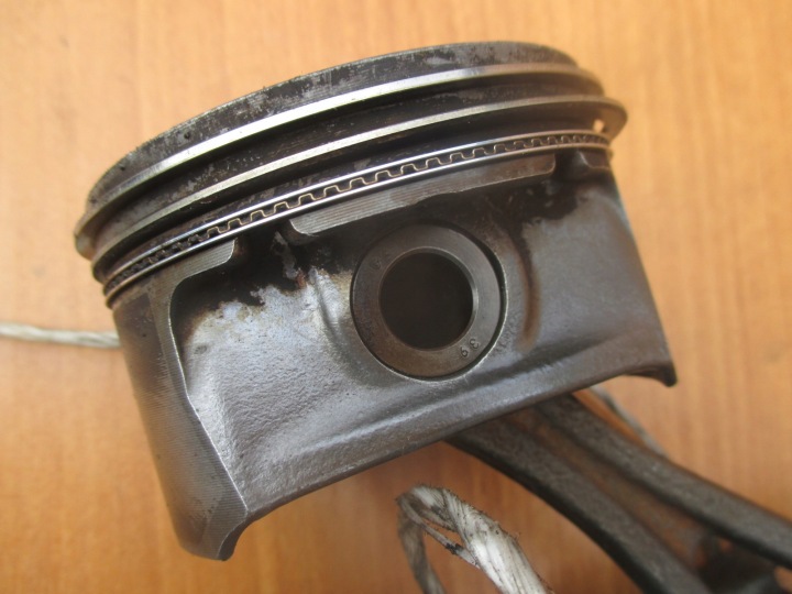 фото №12, Поршень 73.36 + шатун opel corsa c d astra g h 1.2 16v z12xep 73l32a3