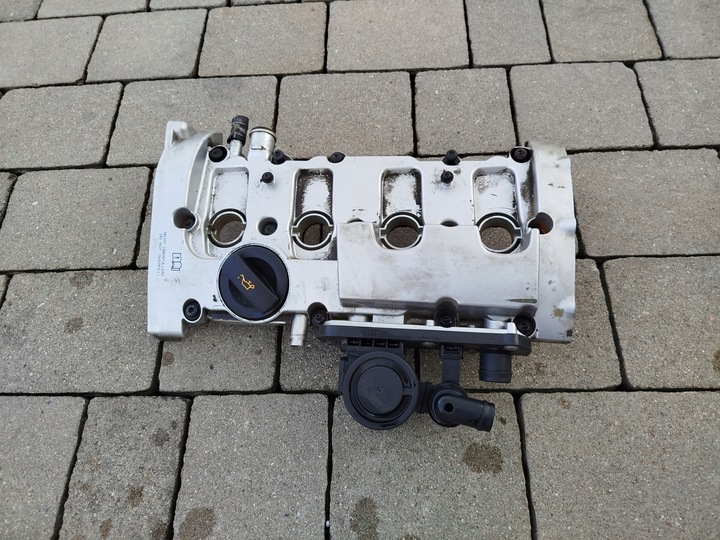 фото №6, Audi a4 b7 2.0 tfsi крышка клапанов 06d103469j