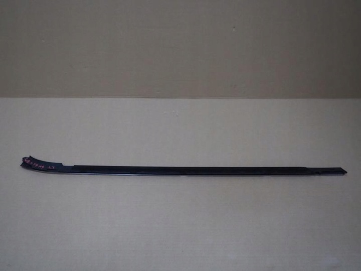 фото №6, Планка накладка уплотнитель стекла дверь левый зад peugeot 308 ii t9 hb 9677880180