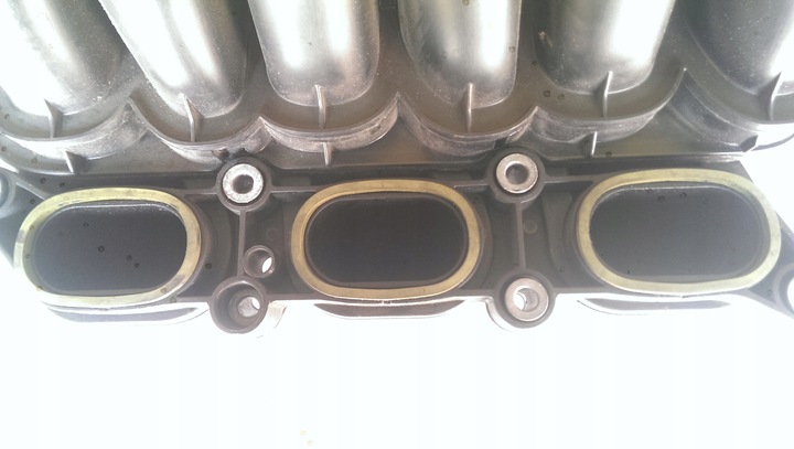 фото №9, Коллектор всасывающий audi a4 a5 a6 q5 3.2 fsi 06e133210l