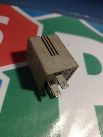 фото №1, Bitron video реле gm 90464777 opel 12v