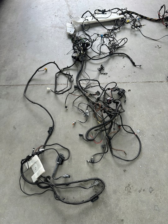 фото №14, Установка інтер'єру, джгут салон, засіб mercedes w447 vito європа