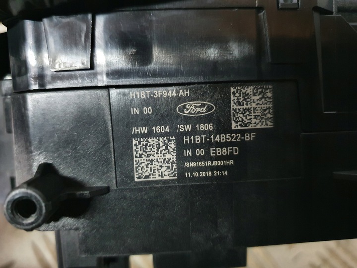 фото №5, Рулевой/подрулевой переключатель лента ford fiesta mk8