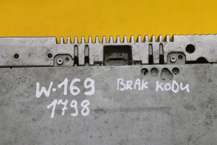 фото №8, Радио cd mercedes w169 a1698702389001 без гидроусилителя код