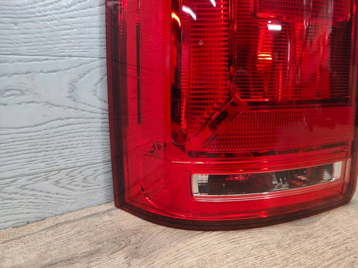 фото №6, Volkswagen transporter - caravelle t6 2016 зад сторона левая лампы задние