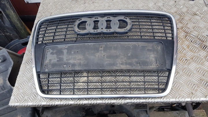 фото №2, Audi a6 c6 4f решётка радиатора решётка радиатор 4f0853651s