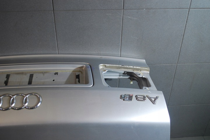 фото №8, Кришка багажника audi a8 d2 ly7w голий