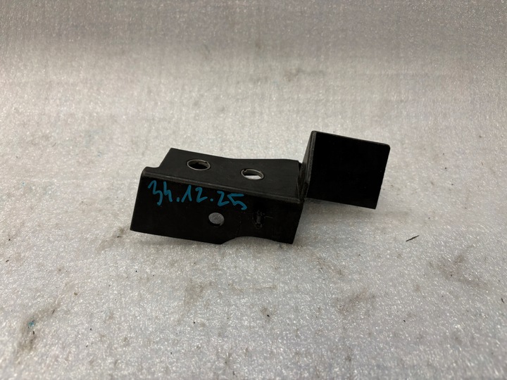 фото №1, Кріплення лампи лівий перед renault master iii iv