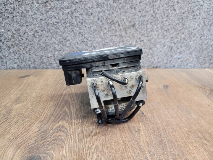фото №6, Hyundai i10 ii 014- блок керування abs 58900-b4980