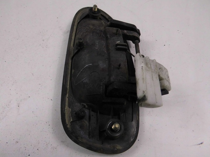 фото №2, Mazda 323f ba ручка наружная дверь правая зад