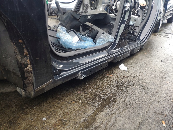 фото №11, Renault clio iv 4 стойка порог левый 5d hb tegne rs gt