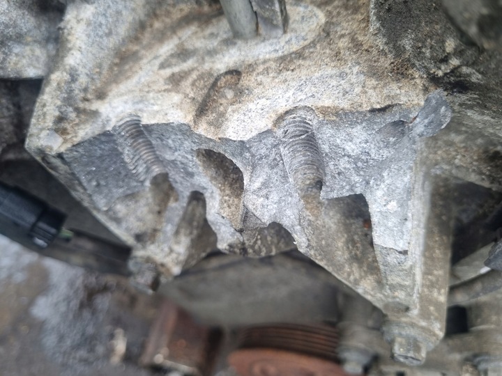 фото №8, Ford втулка стабилизатора ii 07-12 r. 2011 usa двигатель 3,0 v6 duratec 1g758aa