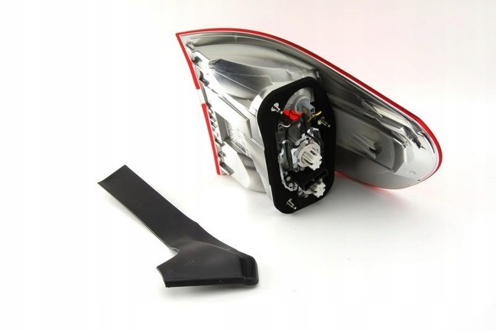 фото №14, Магніт marelli 714021890702 лампа задня комбінована