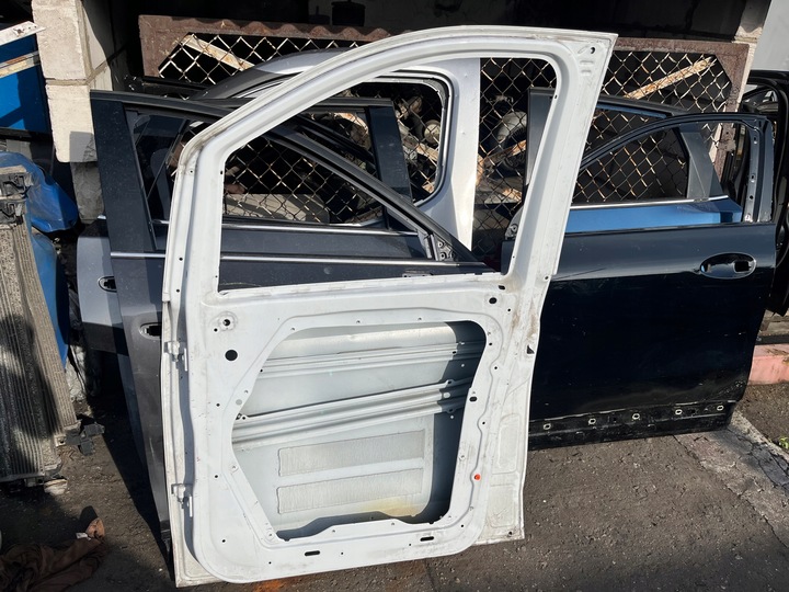 фото №6, Двері праві передні mercedes vito w447 447