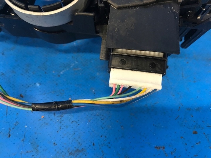 фото №4, Переключатель поворотов pod руль toyota prius - 30 09-17 84140471